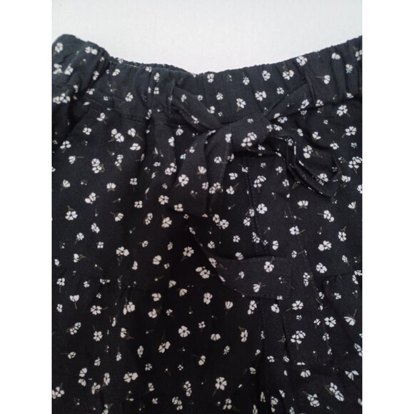SO Ruffle Shorts High Rise Black White Floral Womens XS NWT - Picture 2 of 9